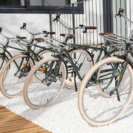 Copaiba By Honne - Adults Only